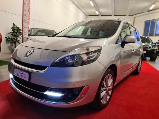 RENAULT - Scénic 1.5 dci Live s&s 110cv my13 7 posti