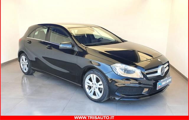 MERCEDES A 180 d Sport (PELLE+NAVI+RETROCAMERA+FARI BIXENO)